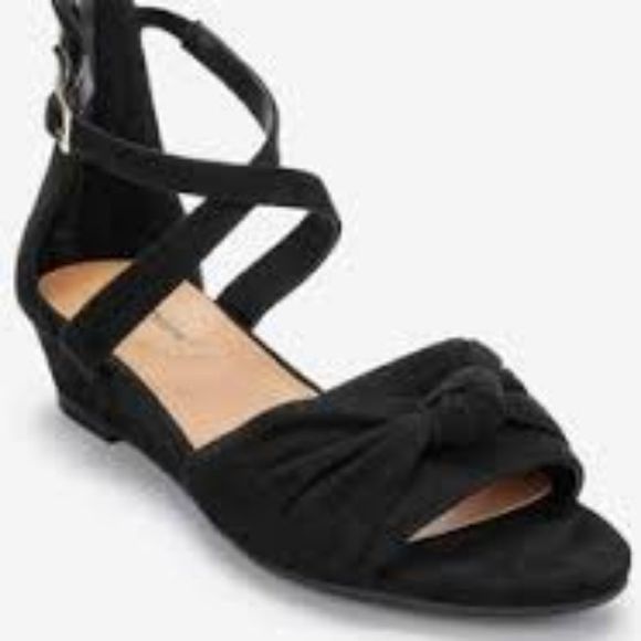 comfortview Shoes - Comfortview Austen Micro Black Sandals Size 8M
